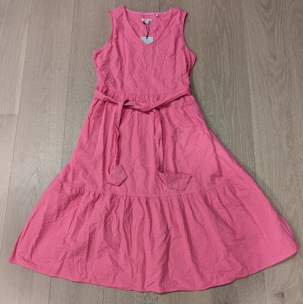 Pink Sleeveless Seersucker Midi Dress